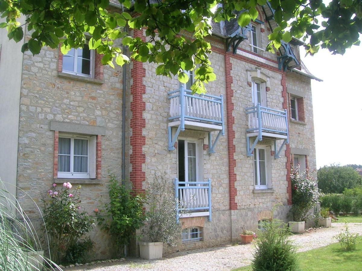 Appartements Villa Odette Bagnoles de l'Orne Normandie Exteriör bild